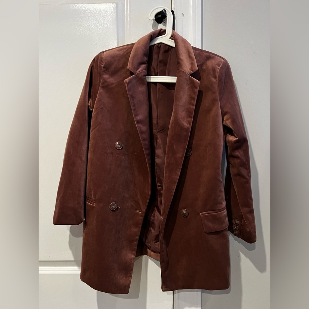 Velvet Blazer size S/M for women in nude pink color.